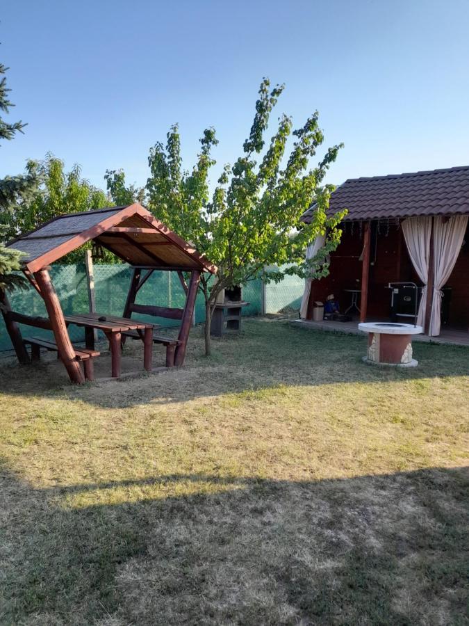 Vadrózsa Vendégház-Apartman Demjén Exterior foto